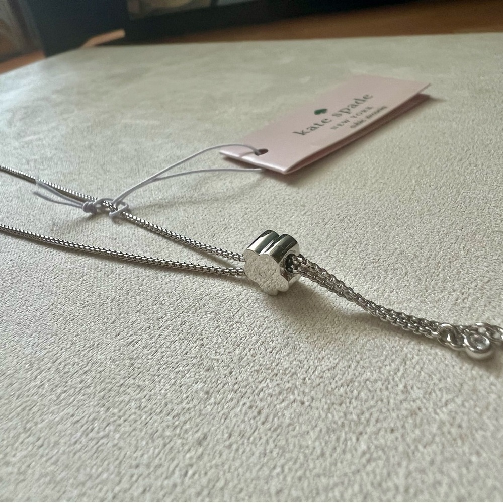 NWT Kate Spade Gleaming Gardenia Flower Slider Bracelet - Picture 6 of 12